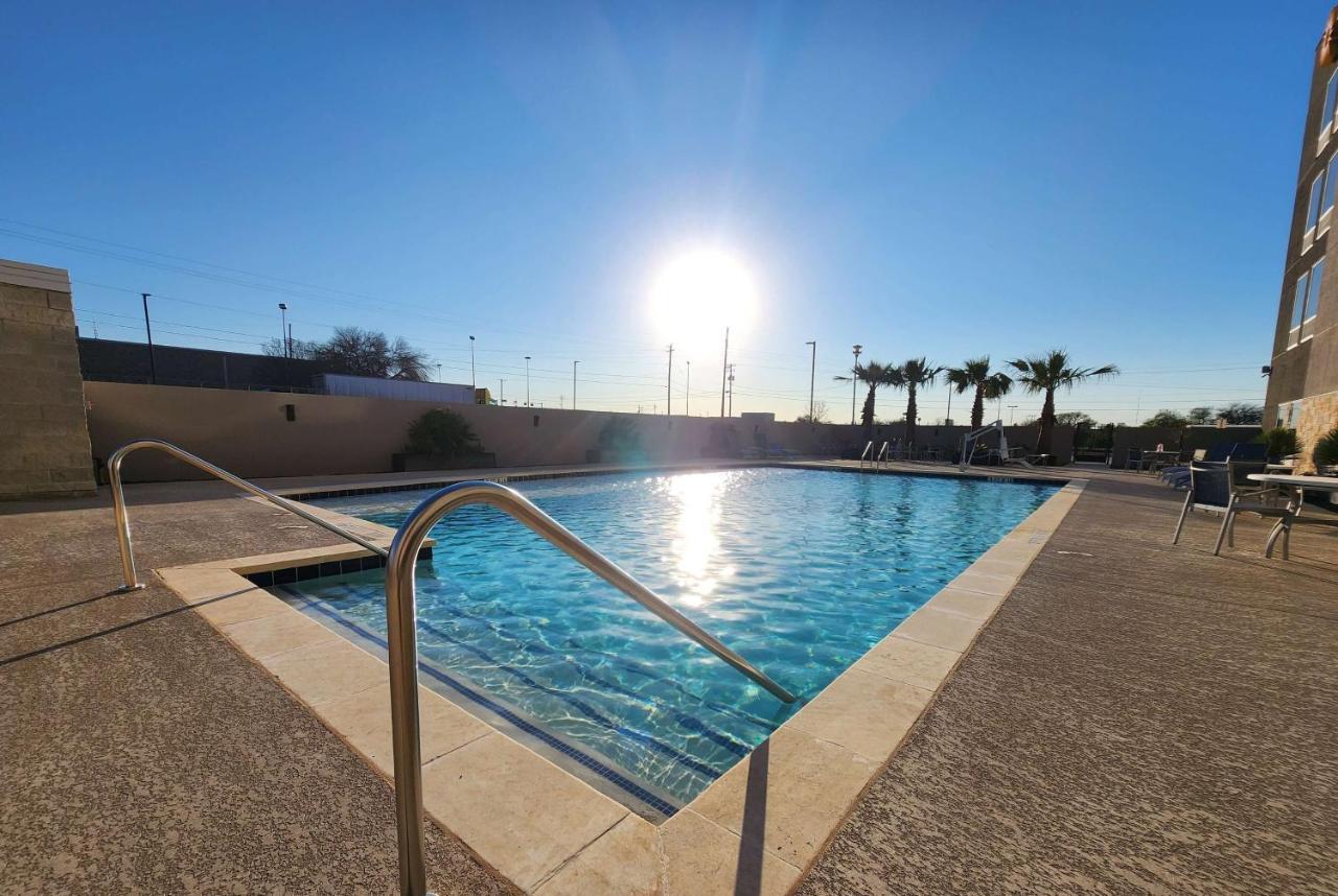 La Quinta Inn & Suites By Wyndham Del Rio Kültér fotó