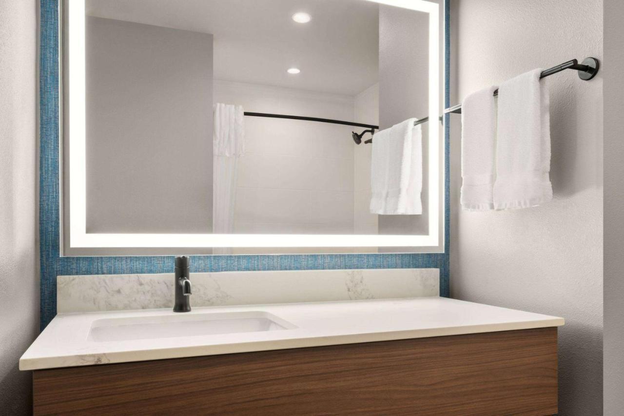 La Quinta Inn & Suites By Wyndham Del Rio Kültér fotó